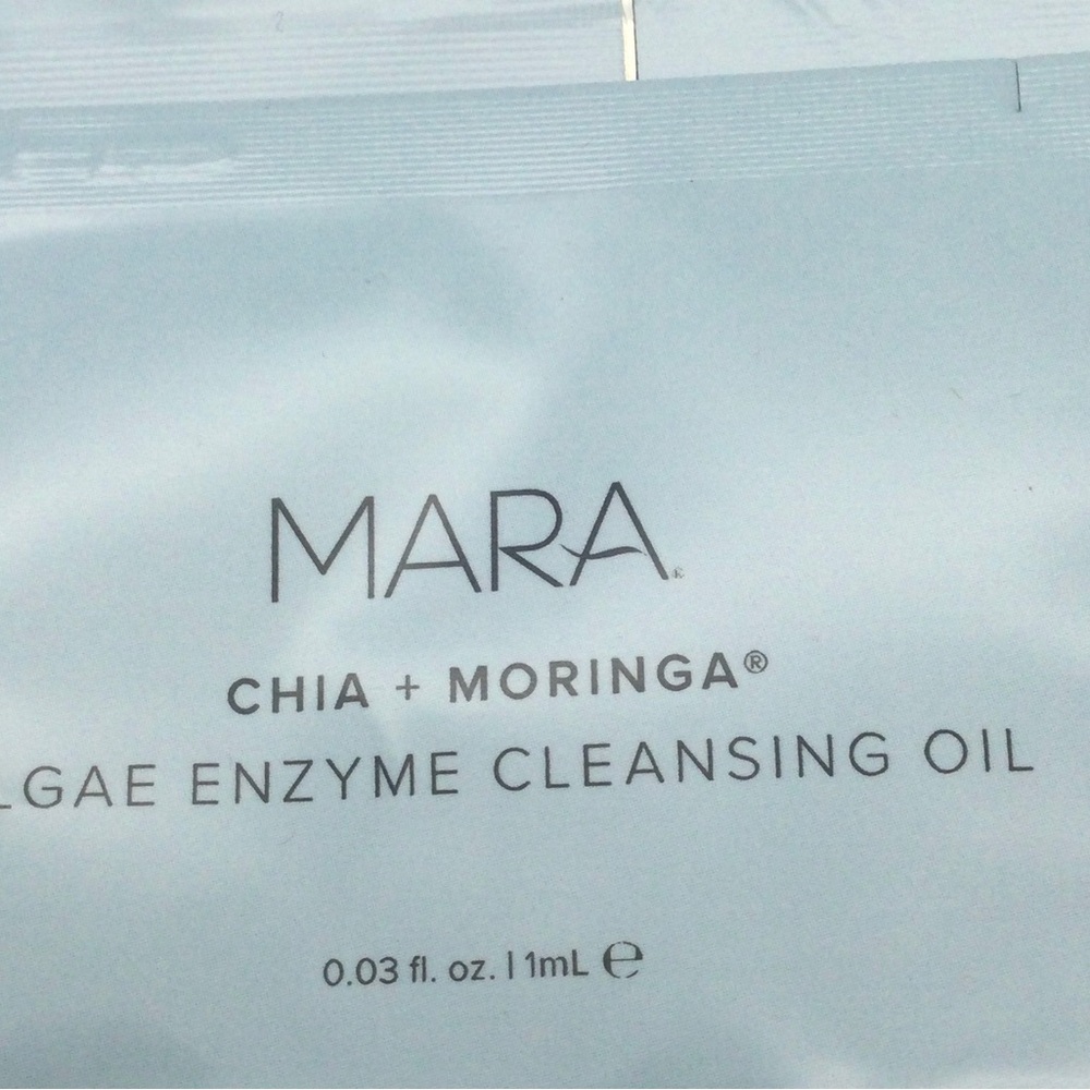 Mara sample bundle 9pk new cleansing oil .